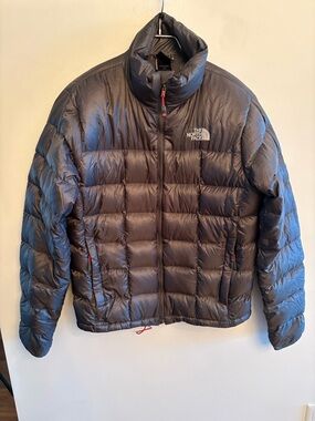 The North Face Summit Series 800 fill Lightweight Down Puffer Jacket size Small